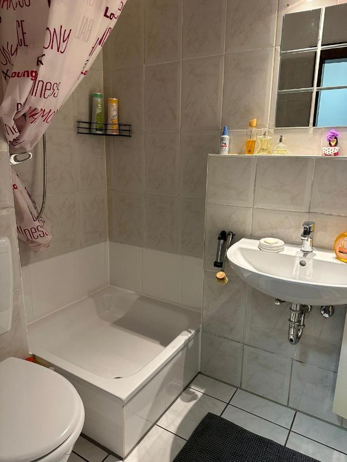 Jasmin'S Apartment Krefeld Kültér fotó